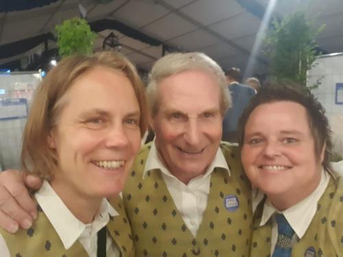 33d354f8-5900-4b00-b26d-a3358574e0a5