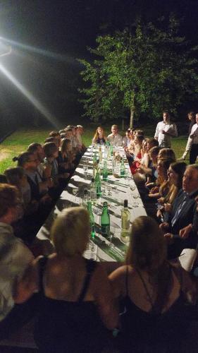 b1f07090-ab13-42d2-b79f-1b815f83570e